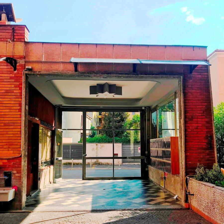 B&B Home Flowers Milano Milão Exterior foto